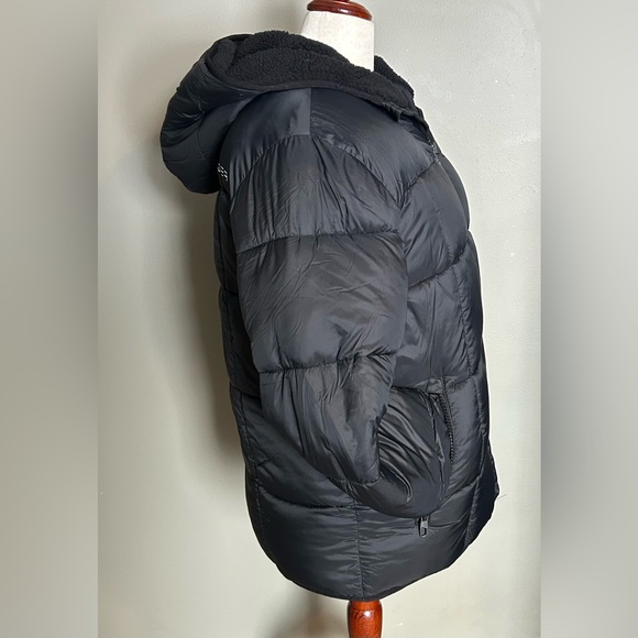 Spyder Mens Black Puffer Jacket - Picture 11 of 14